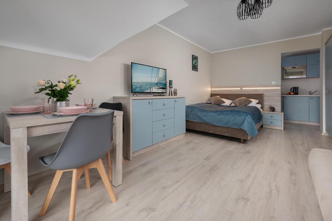 Roza Baltyku - Apartamenty I Pokoje A Dębki Kültér fotó