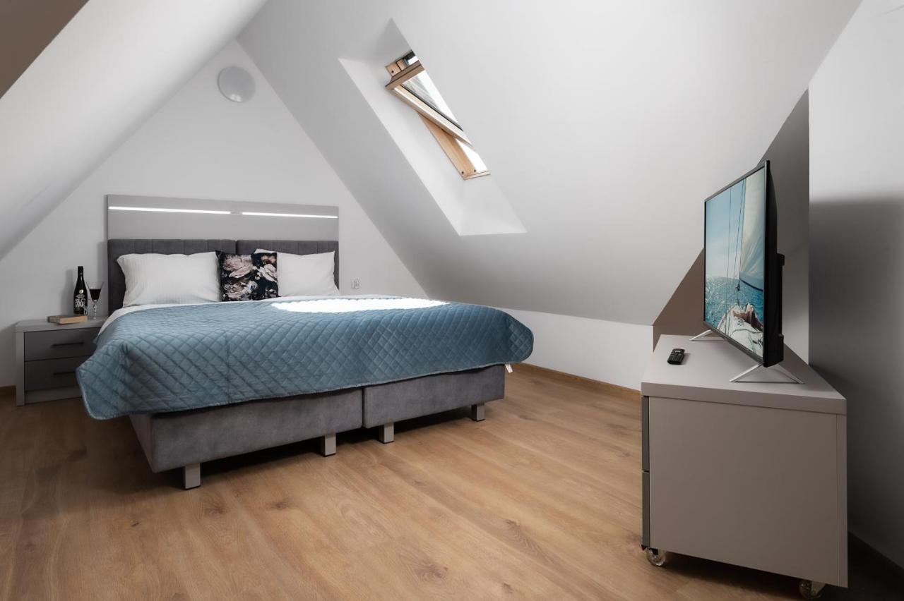 Roza Baltyku - Apartamenty I Pokoje A Dębki Kültér fotó