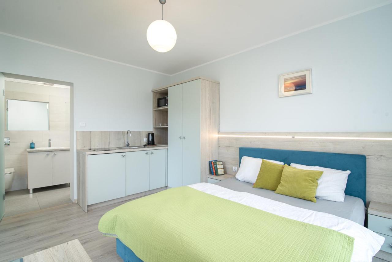 Roza Baltyku - Apartamenty I Pokoje A Dębki Kültér fotó
