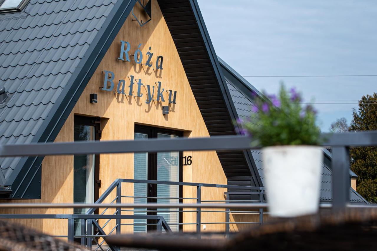 Roza Baltyku - Apartamenty I Pokoje A Dębki Kültér fotó